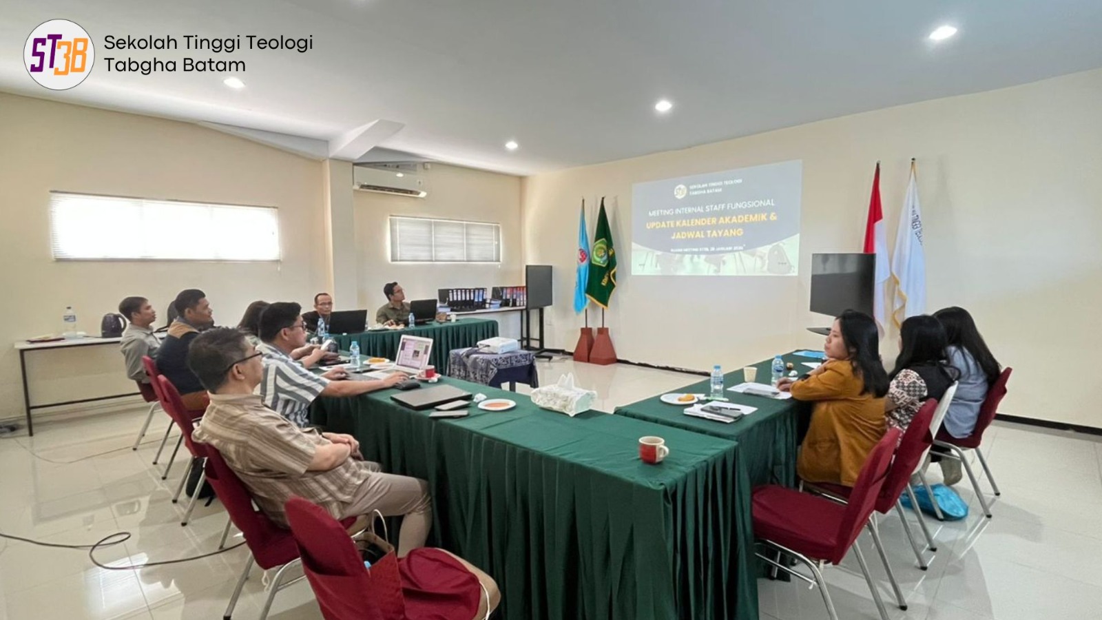Rapat Pimpinan dan Dewan Dosen Sekolah Tinggi Teologi Tabgha Batam
Dalam Rangka Persiapan Semester Genap Tahun Ajaran 2025/2026, 28 Januari 2026